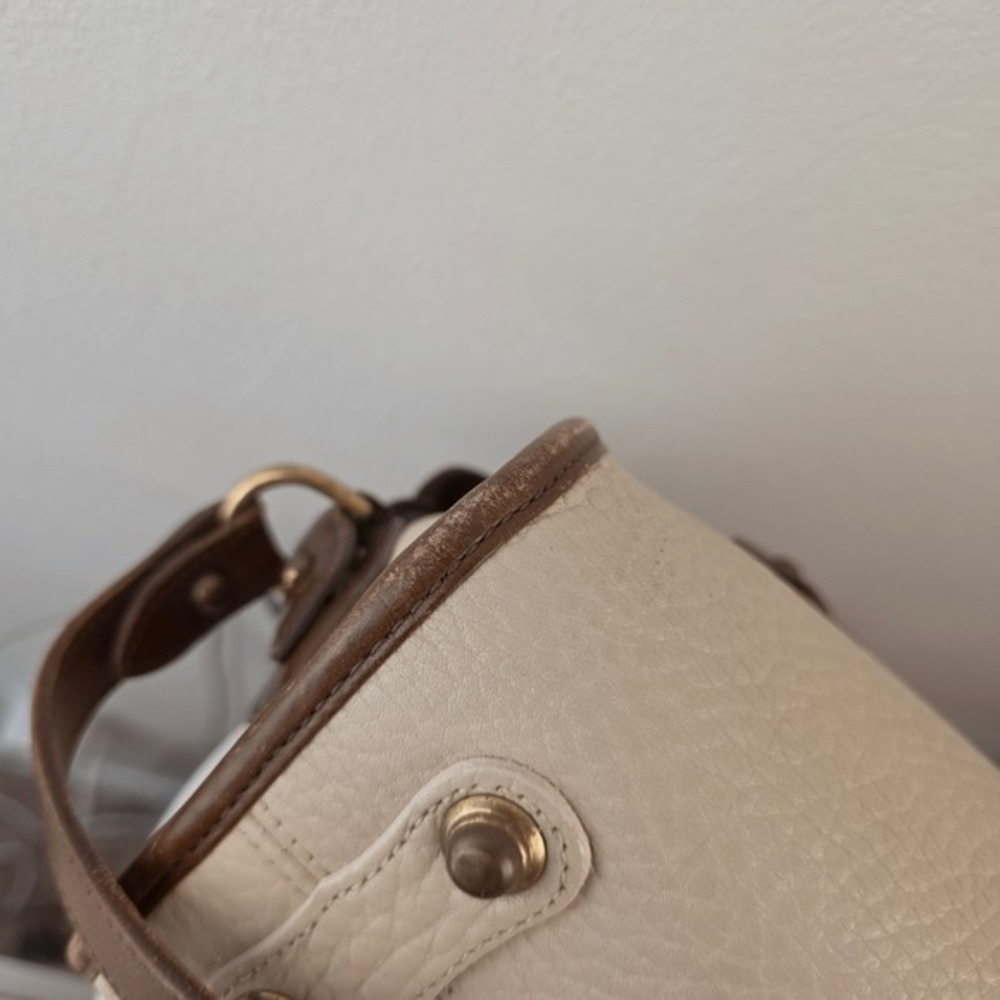 Dooney &‎ Bourke All Weather Leather Barrel Boston Bag Cream Brown Made in USA - Picture 11 of 16